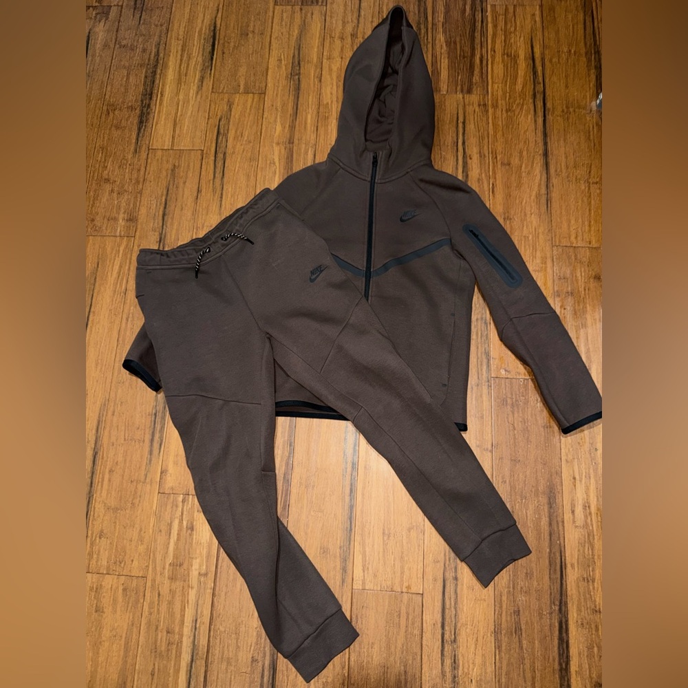 Nike fleece tech drifit kids